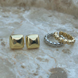 Evelyn square studs